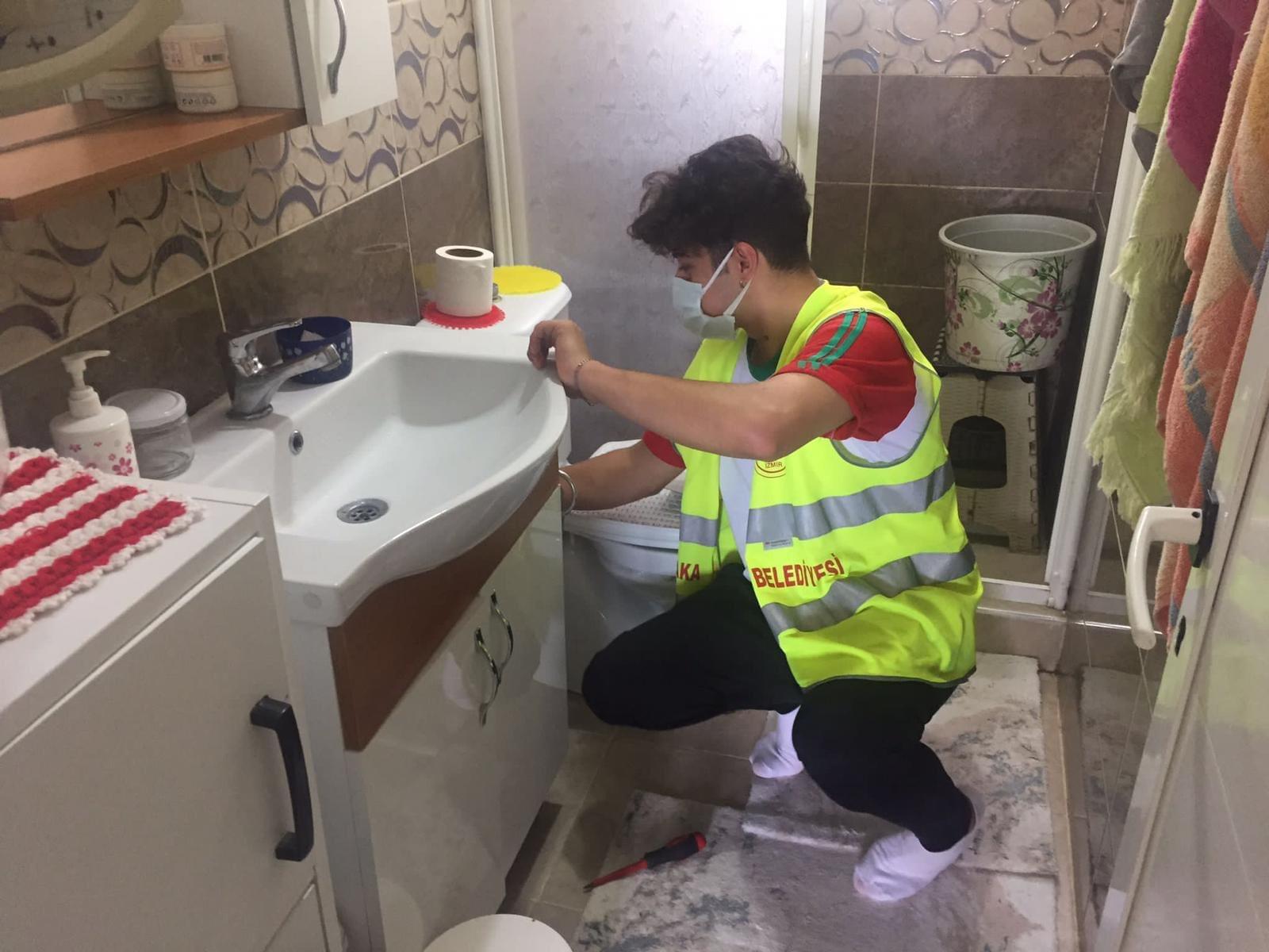 Karşıyaka Belediyesi'nden çınarlara hizmet hamlesi