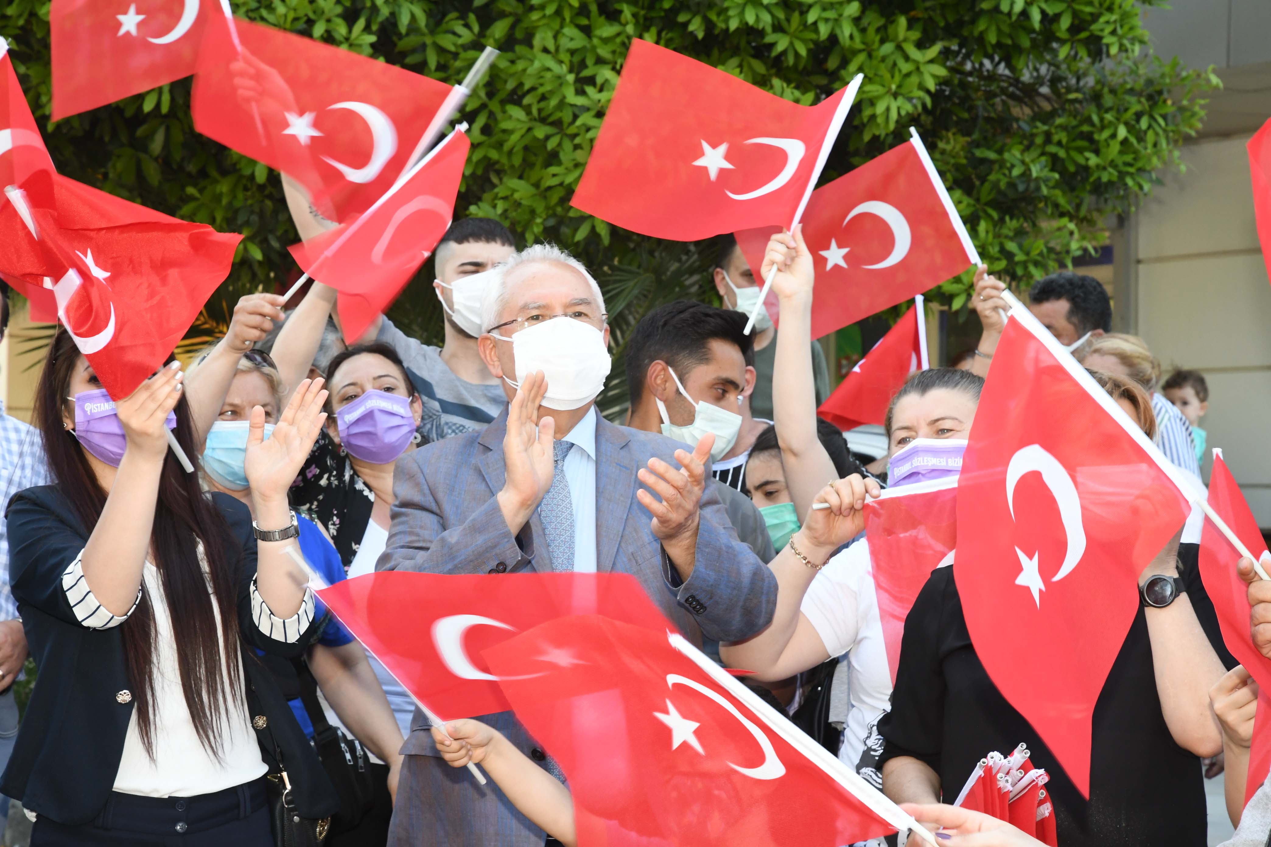 Karabağlar’da 102. yıl gururu