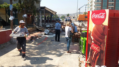 Karabağlar Gençyıldız Kulüp Binası Yıkıldı