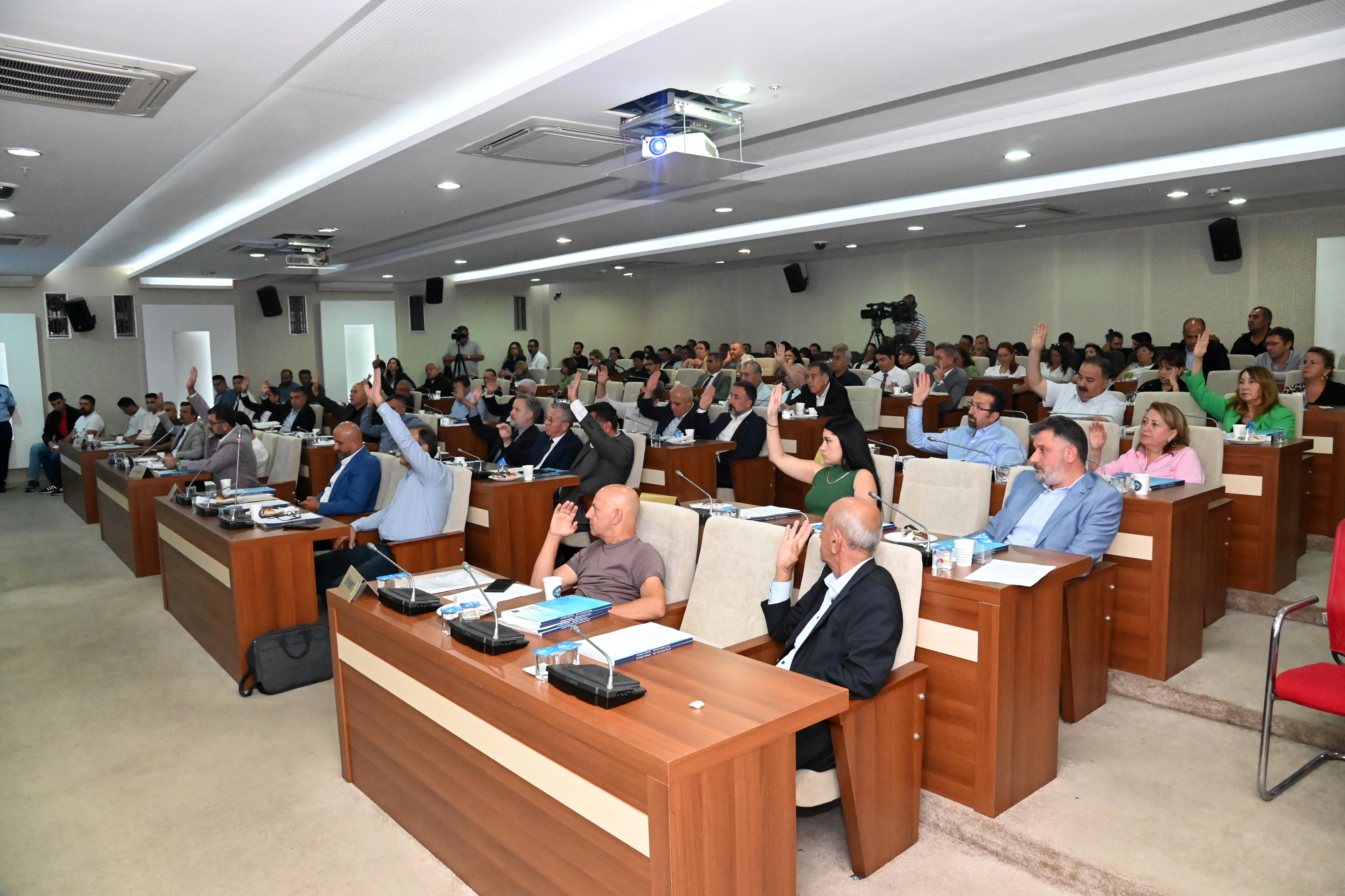 “Kentsel dönüşümü kamu gücüyle yapacağız”