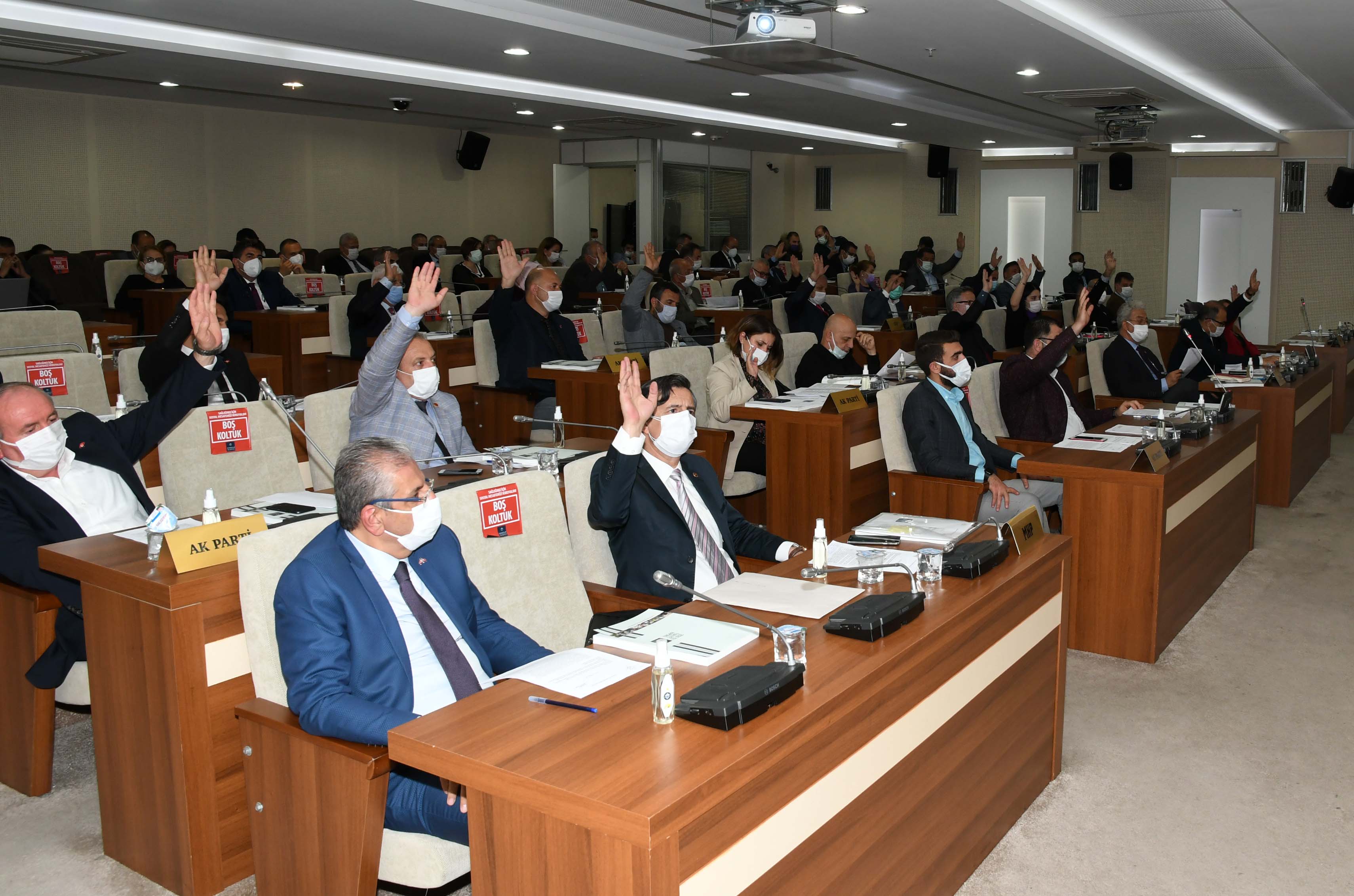 Karabağlar Gençlik Merkezi’ne “Atatürk” adı verildi