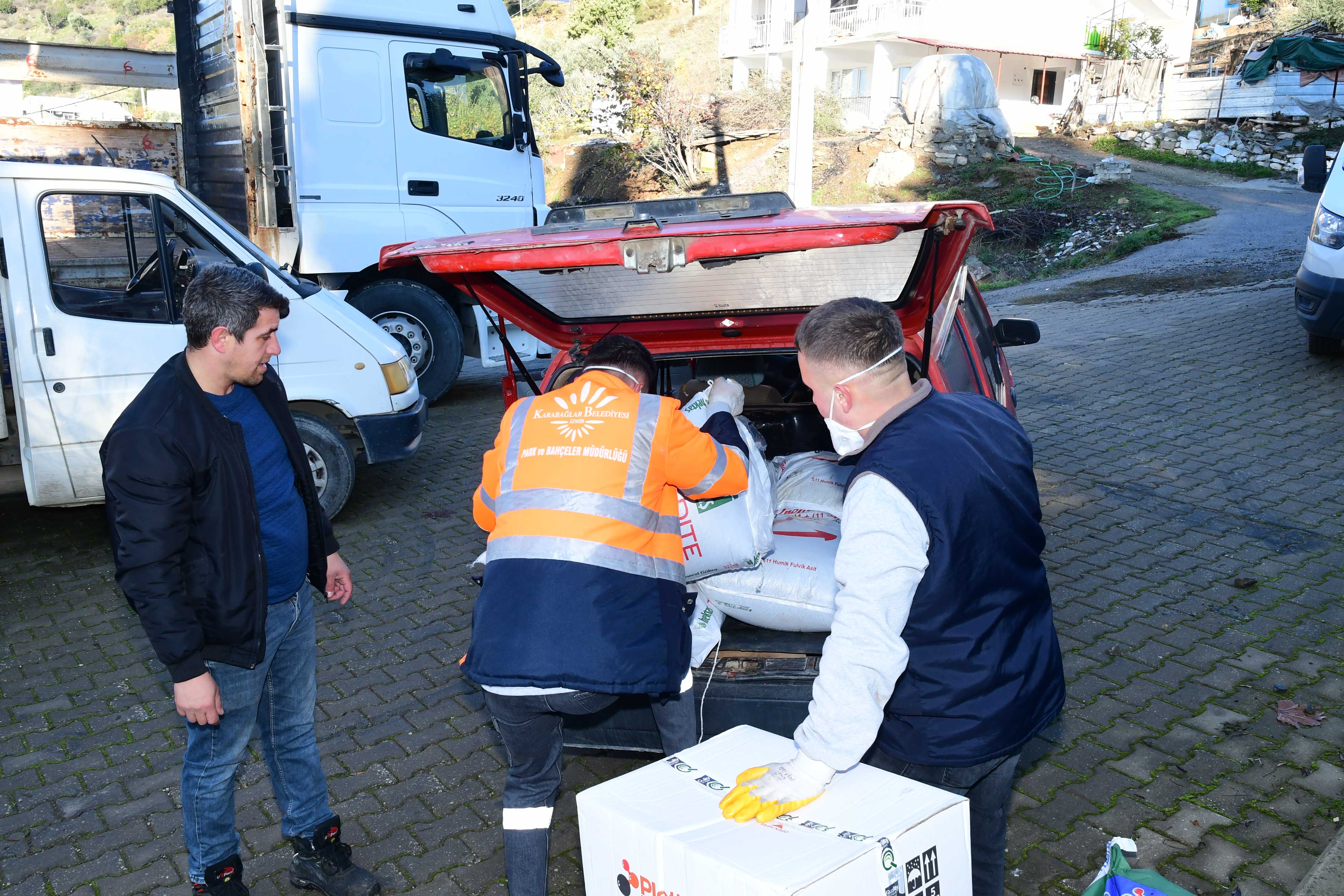 Başkan Selvitopu: Üreticilerimizi asla yalnız bırakmayacağız!