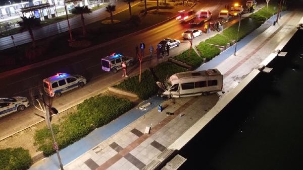 Sahil yolunda takla... Kısıtlama faciayı önledi!