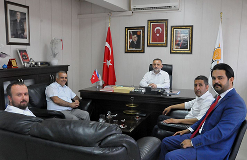 Karabağlar'da Demokrasi Rüzgârı