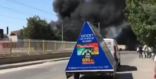 O mahallede göz gözü görmedi...