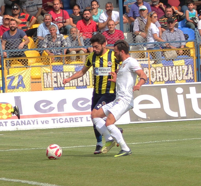 Menemen Belediyespor, play-off'a kaldı