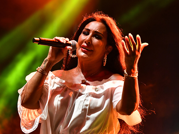 İzmir’den barış şarkıları yankılandı