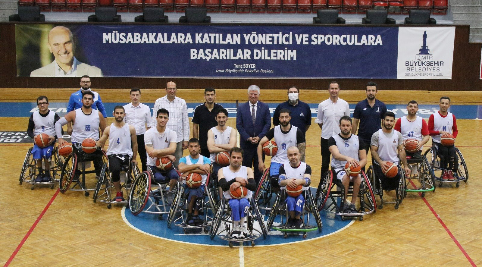 Hedef 5’inci şampiyonluk: Engelleri aşa aşa geliyor