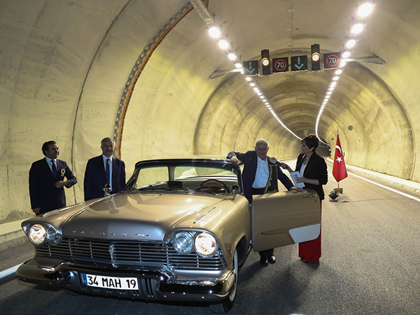 Son Başbakan'ın kullandığı otomobile talep yağıyor