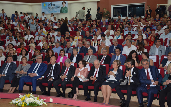 İYİ Parti adaylarını tanıttı; Dervişoğlu ve Çıray'dan flaş sözler