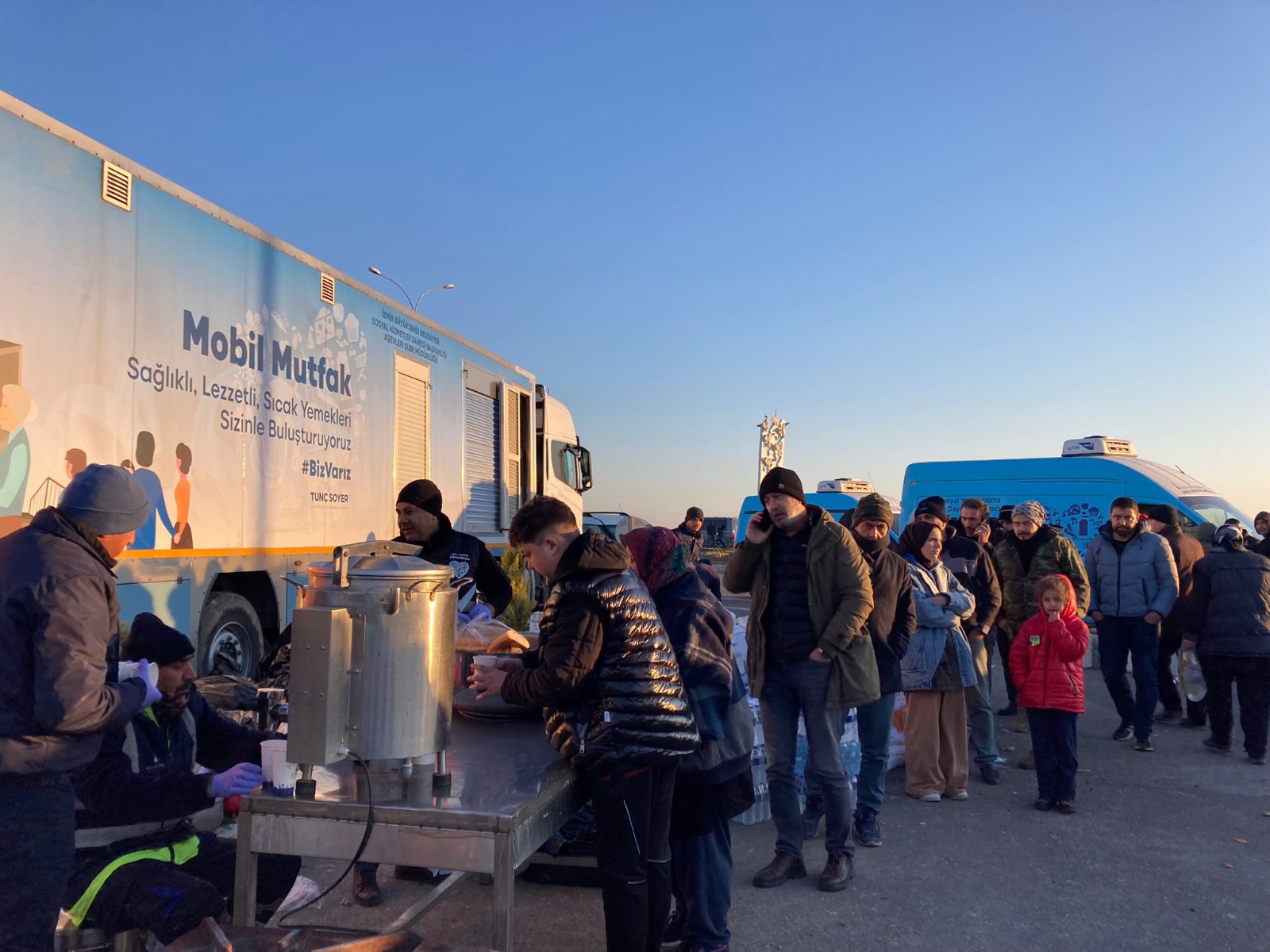 İzmir ekibi koordinasyon merkezi için Hatay'da