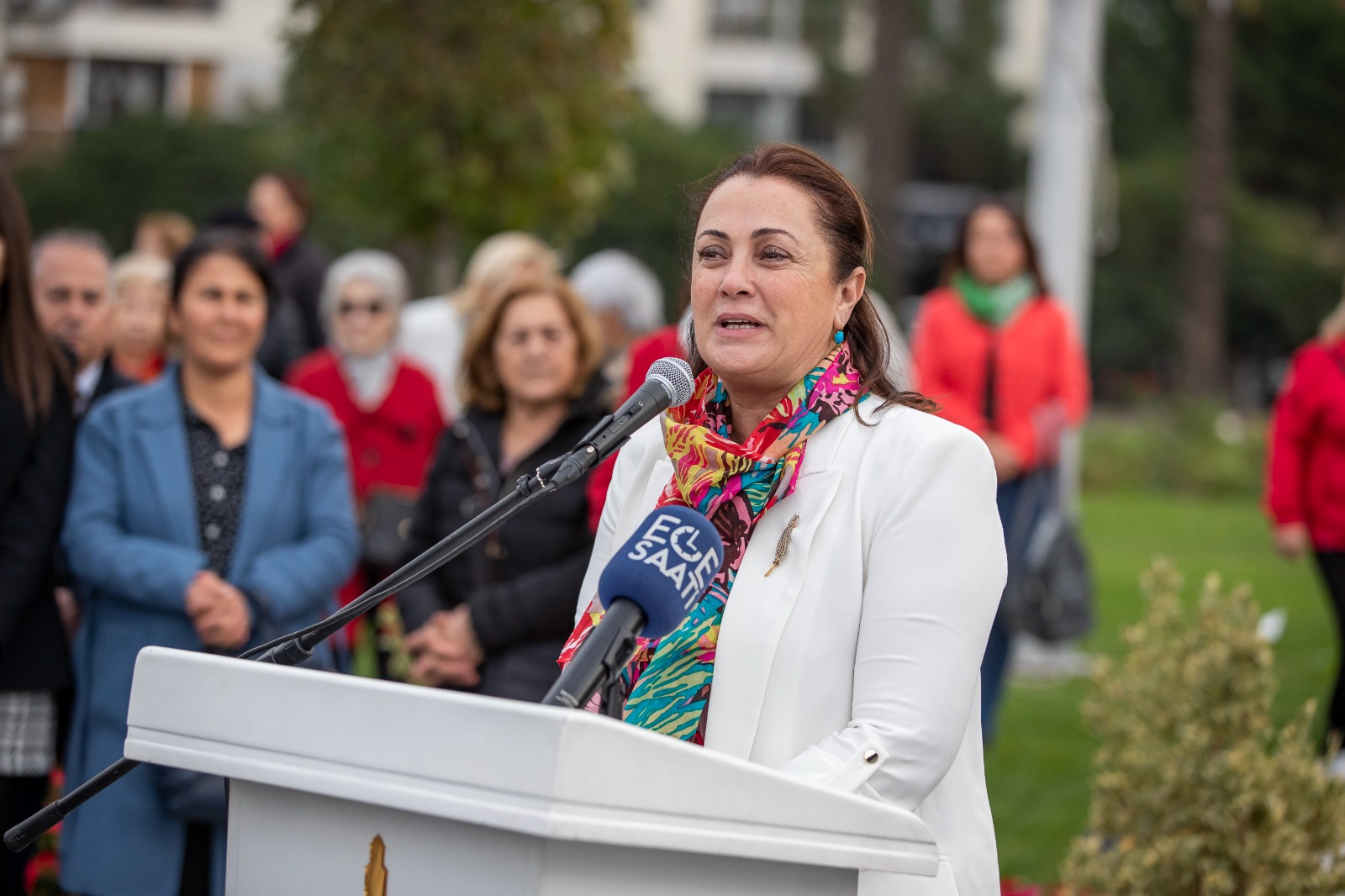 Soyer: “Toplumdaki kadın izini büyütmek zorundayız”