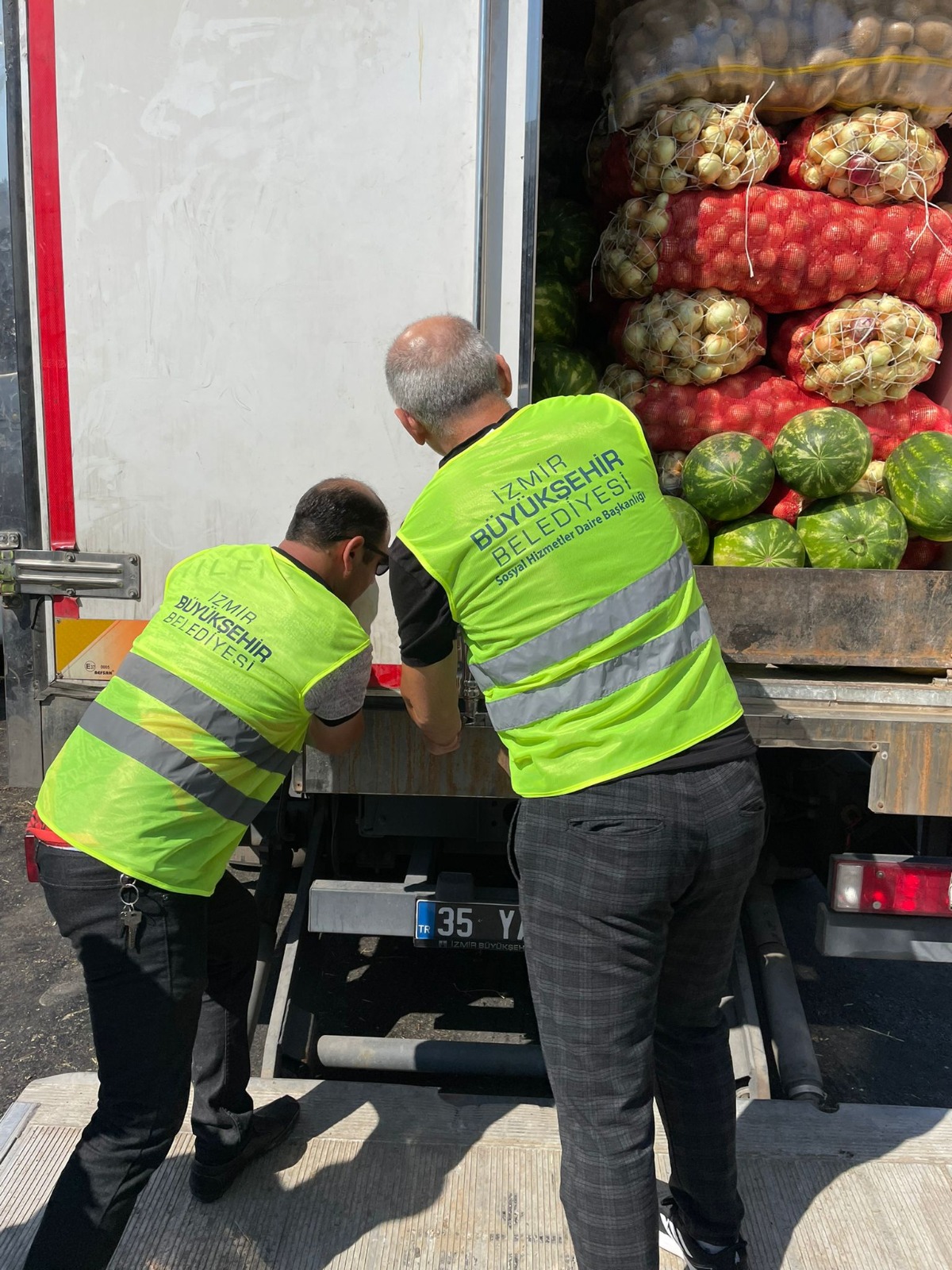 Büyükşehir Belediyesi yangın desteklerini sürdürüyor