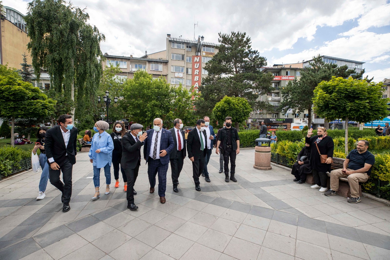 Başkan Soyer'e Erzurum'da yoğun ilgi
