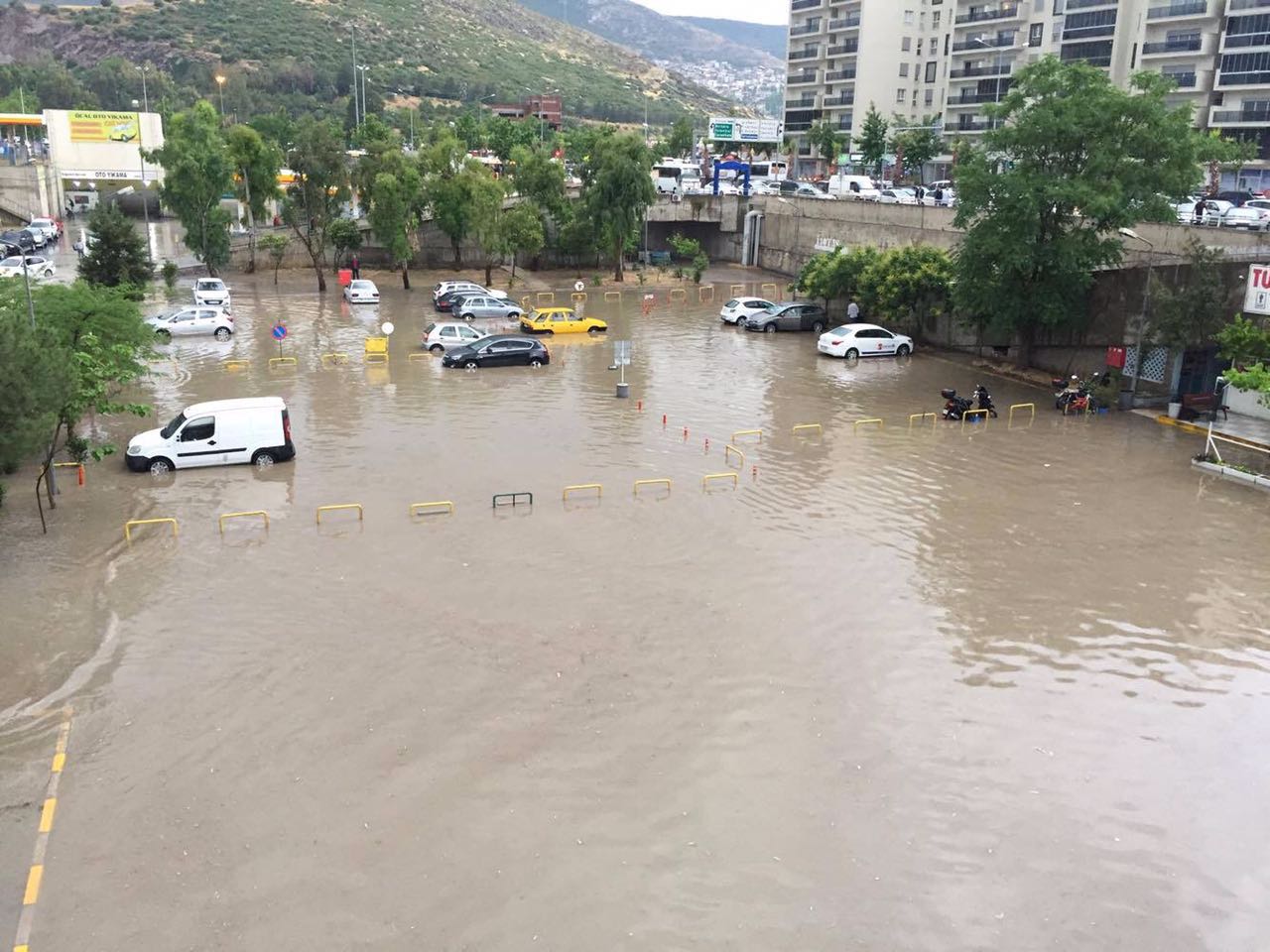 Salih Erkek Yazdı...