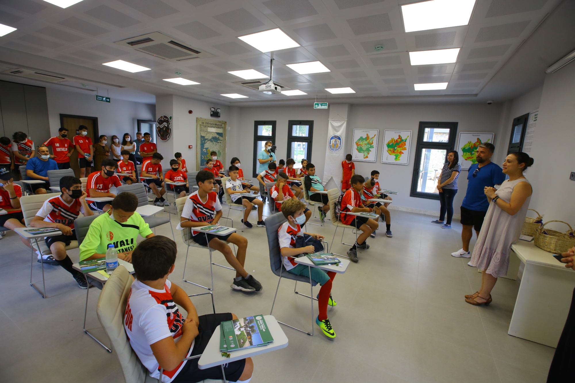 SELÇUK EFES SPOR KULÜBÜ’NDEN EFES TARLASI YAŞAM KÖYÜ’NE ZİYARET