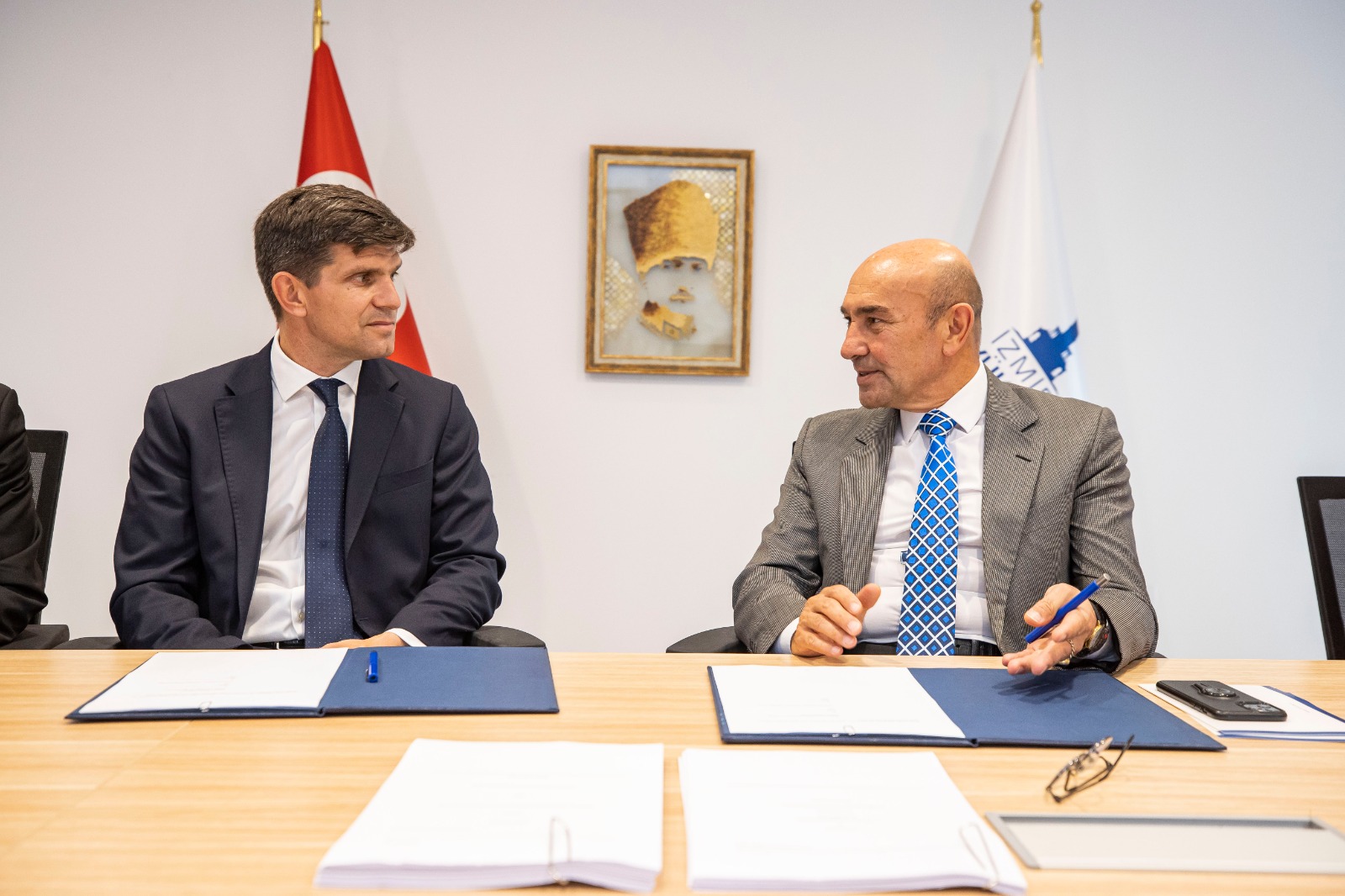 İZSU ile IFC arasında 30 milyon dolarlık kredi sözleşmesi imzalandı, İzmir’in altyapı yatırımlarına uluslararası kaynak