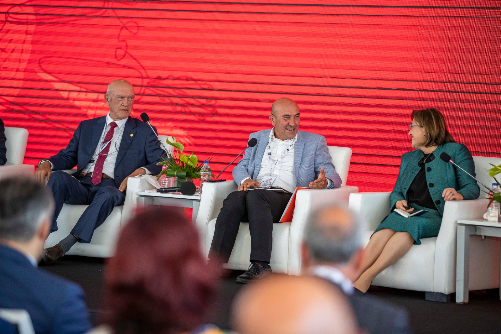 Soyer: Kurda, kuşa, aşa, yani iki doğaya bir aşa diyerek devam etmek zorundayız