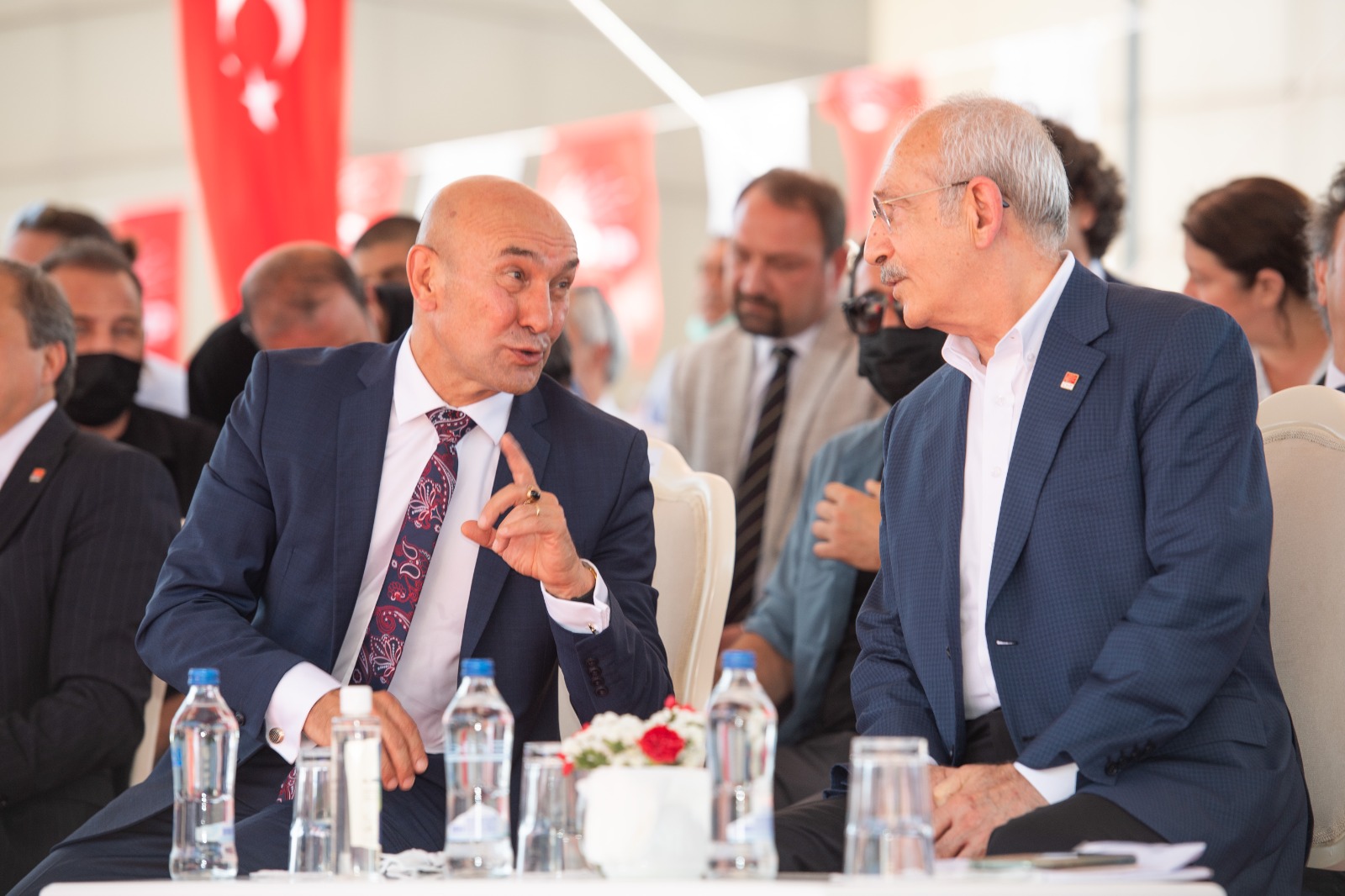 Kılıçdaroğlu’nun İzmir’deki açılış maratonunun ikinci durağı Bornova Havuz İzmir açıldı