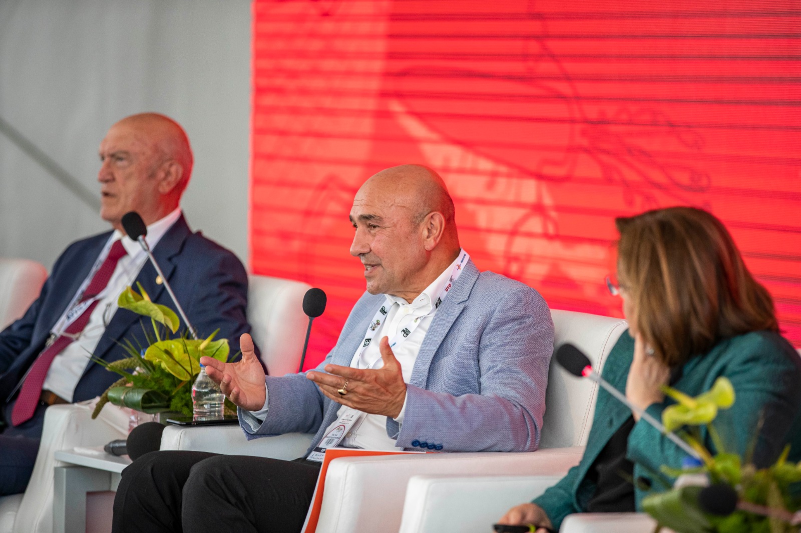 Soyer: Kurda, kuşa, aşa, yani iki doğaya bir aşa diyerek devam etmek zorundayız