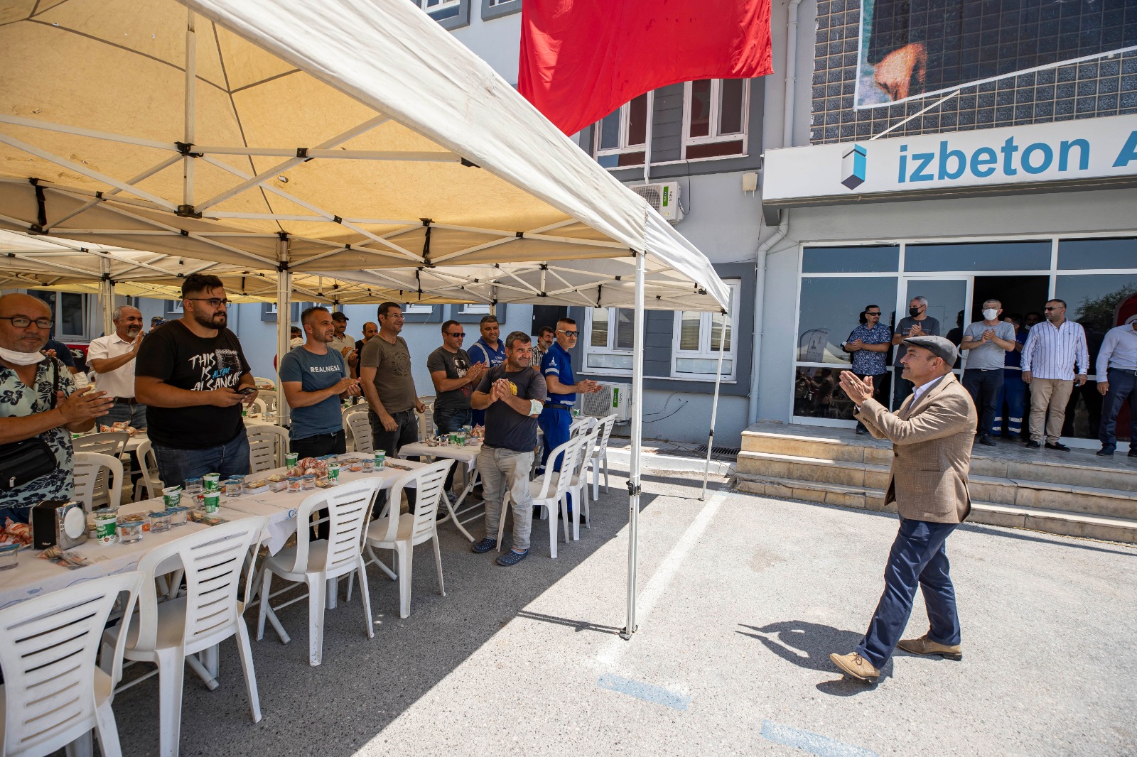 Başkan Soyer: Hepinizle iftihar ediyorum