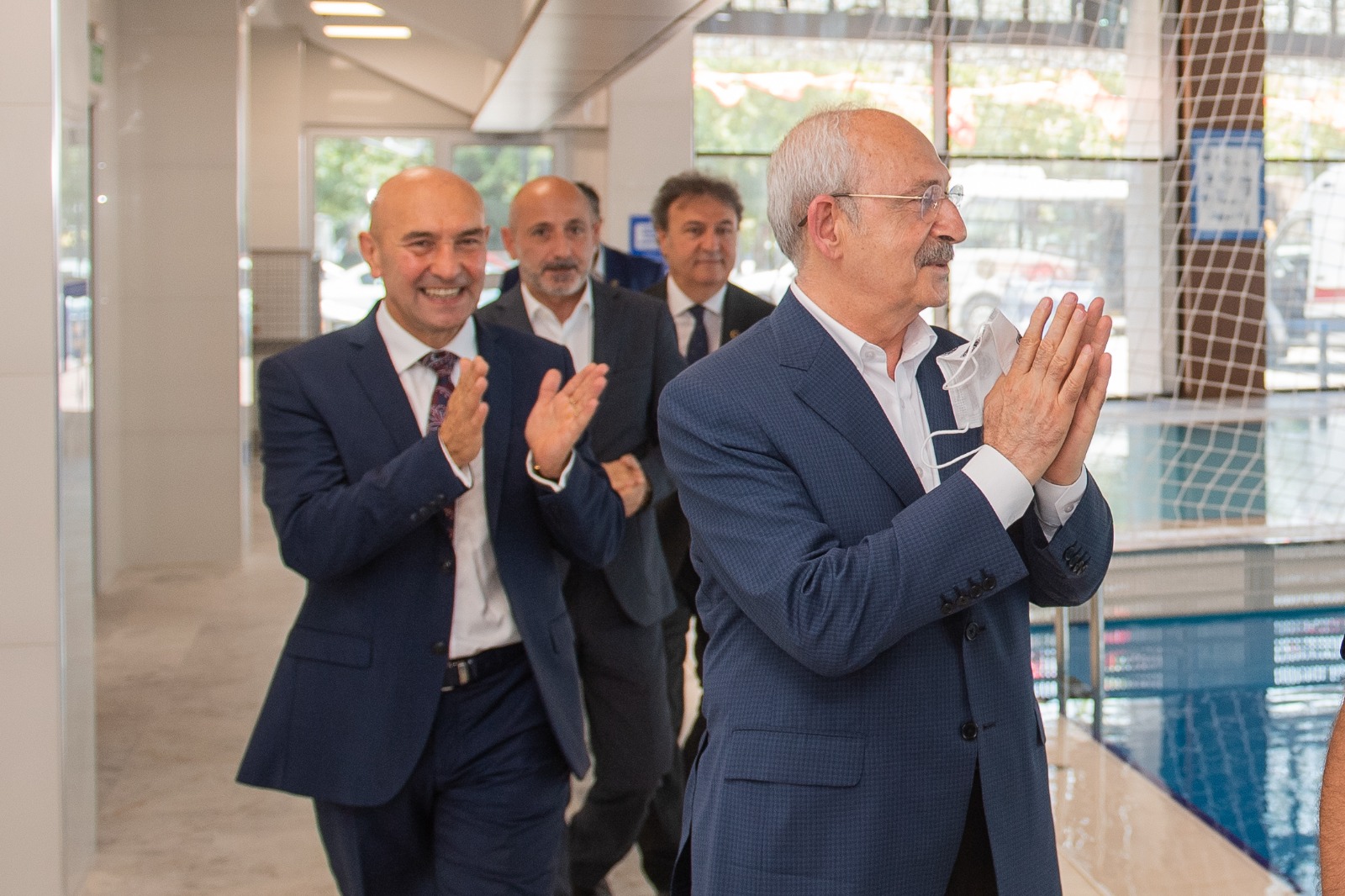 Kılıçdaroğlu’nun İzmir’deki açılış maratonunun ikinci durağı Bornova Havuz İzmir açıldı