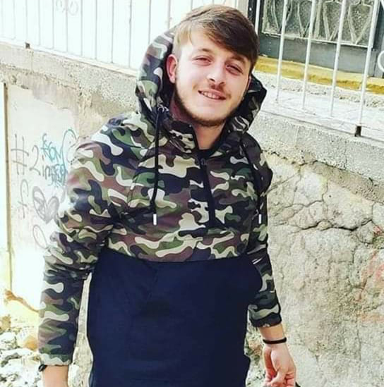 İzmir'de intihar: 20 yaşındaki genç, trenin geçişi sırasında raylara atladı