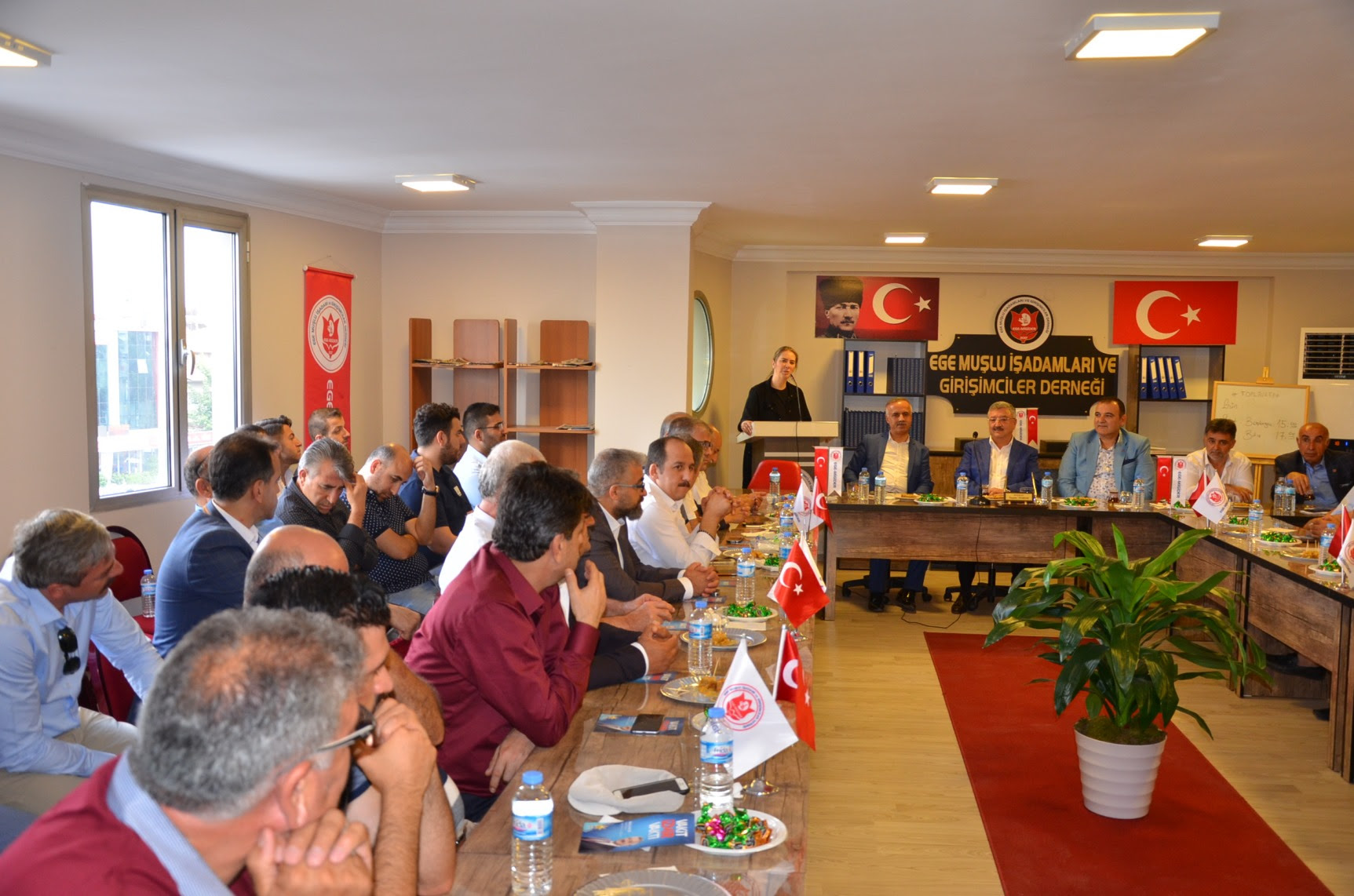 “Geçmişi hatırlatmak lazım”