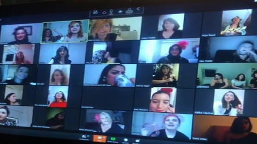 Online kına gecesine polis baskını!