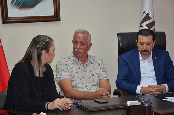 Mobilyacılar sitesinde çöp isyanı