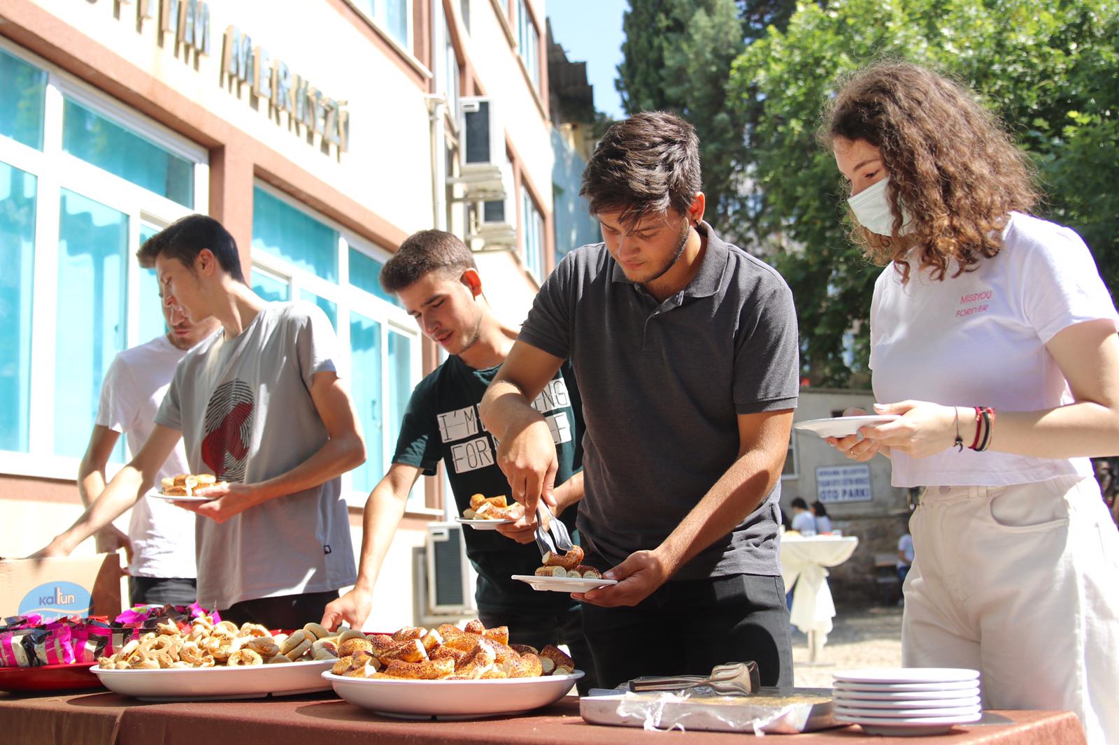 Başkan Koştu'dan YKS'ye gireceklere başarı dileği
