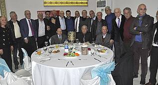 HASRET GiDERiP, ANI TAZELEDiLER…