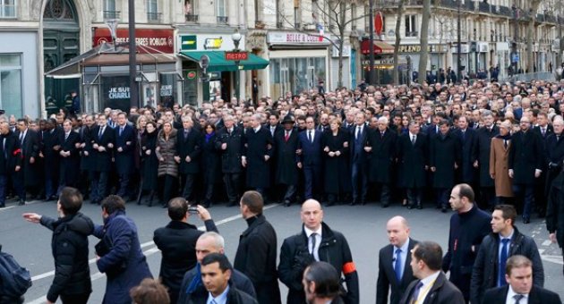 1.5 Milyon Kişinin Bir Araya Geldiği Paris'teki Yürüyüşe Katılmayan Ülke