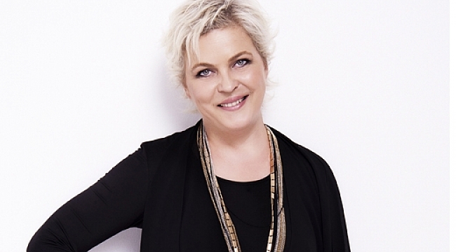 Nurseli İdiz, Erzincan'dan İstanbul’a Taksiyle Döndü!