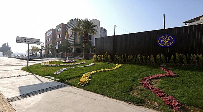 Buca’nın 5 yıldızlı Gençlik Merkezi’ne 20 günde 500 üye