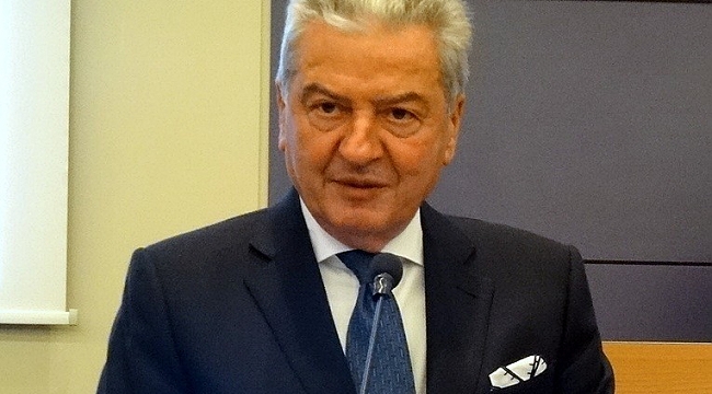 Demirtaş: "Yastayız ama dimdik ayaktayız"