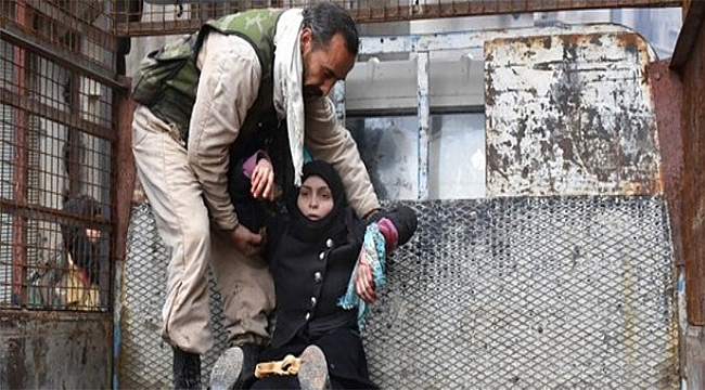 Halep'te ateşkes sağlandı, tahliyeler başladı