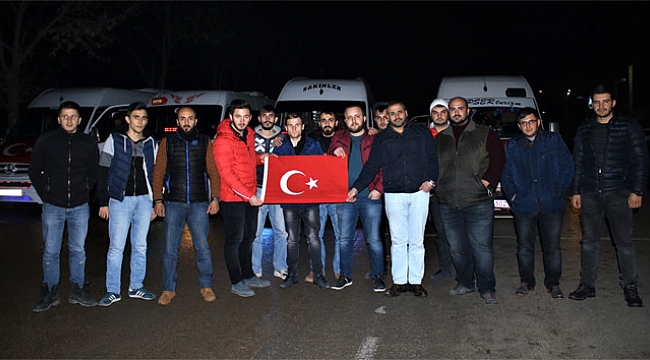 Servis şoförlerinden &#039;Teröre Lanet&#039; konvoyu