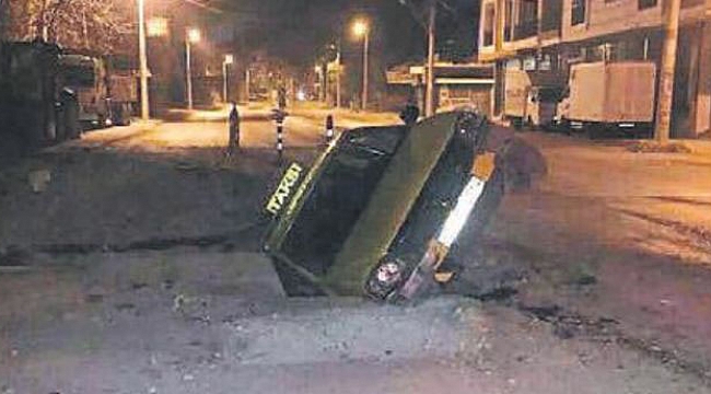 Taksi Çukura Düştü