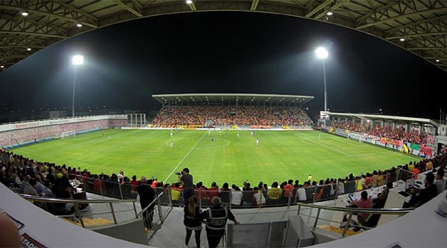 Bornova’nın arenaları liderlere ev sahipliği yapıyor