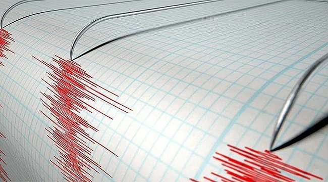 Ege Denizi&#039;nde korkutan deprem!