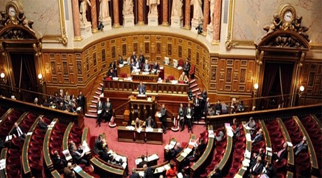 Fransa &#039;1915&#039;i de kapsayan o yasayı iptal etti