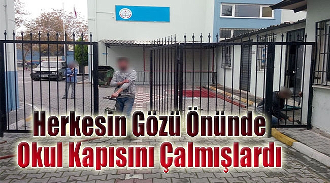 Herkesin gözü önünde okul kapısını çalmışlardı!
