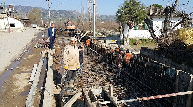 Ödemiş&#039;te kötü koku ve çamura kanallı çözüm
