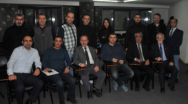 Polis, adliye muhabirleri İnmez&#039;i ikinci kez başkan seçti