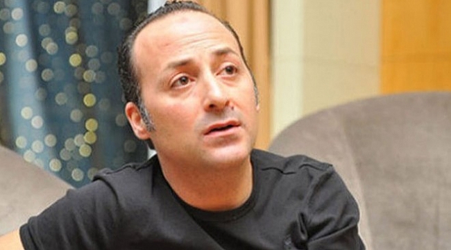 Ünlü oyuncu İzmir&#039;de trafik kazası geçirdi