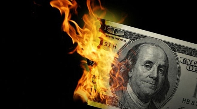 Dolar FED'e tosladı...
