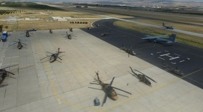 Darbeciler, erbaş ve erlerin telefonlarını toplamış