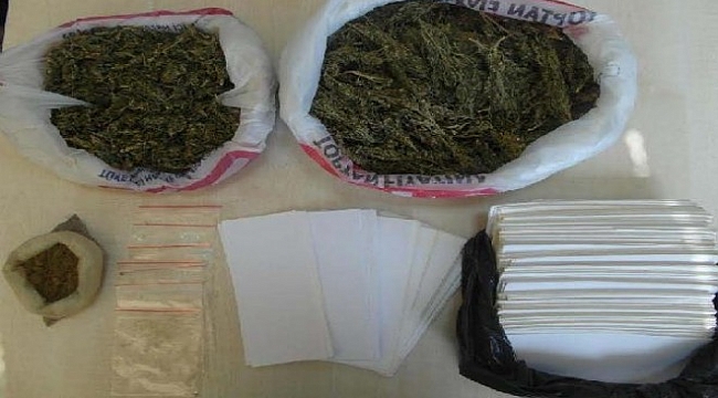 61 yaşında 640 gram esrarla yakalandı!