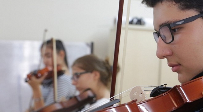 Bornova'da yaz hobi kursları başlıyor